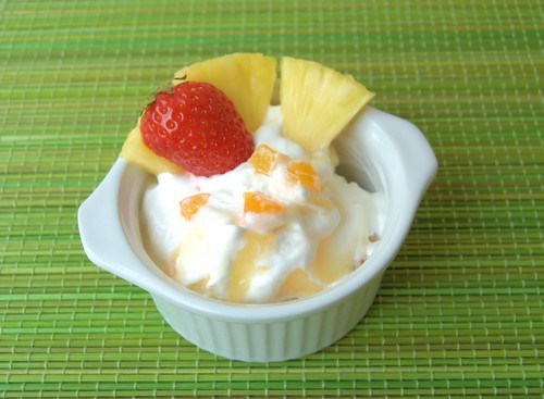 Ананасовое йогуртовое мороженое с ромом