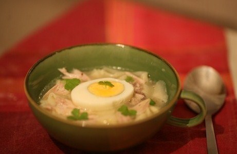 Суп-пустышка с яйцом и вермишелью (летний вариант)