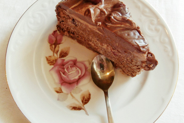 Торт «Пьяная вишня» с шоколадом
