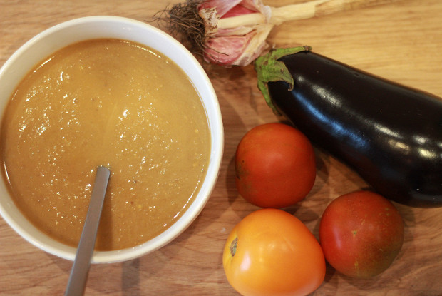 Суп-пюре из баклажанов и помидоров
