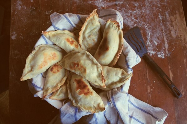 Студенческие пирожки с капустой