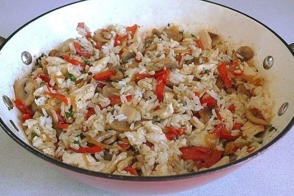 Рис жасминовый с овощами и курицей