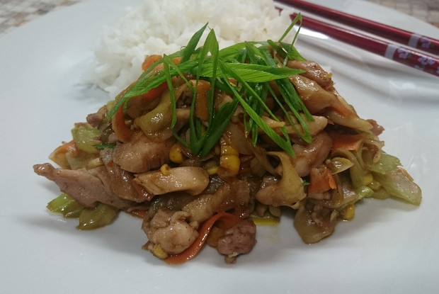 Курица с овощами по-китайски