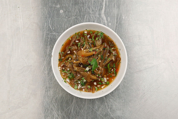 Китайский холодный суп из баклажанов