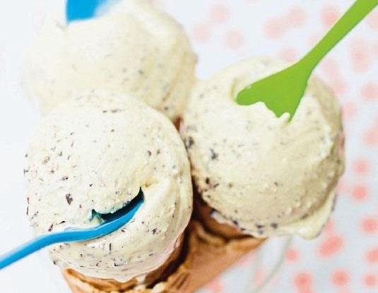 Мороженое «Страчателла» с белым шоколадом