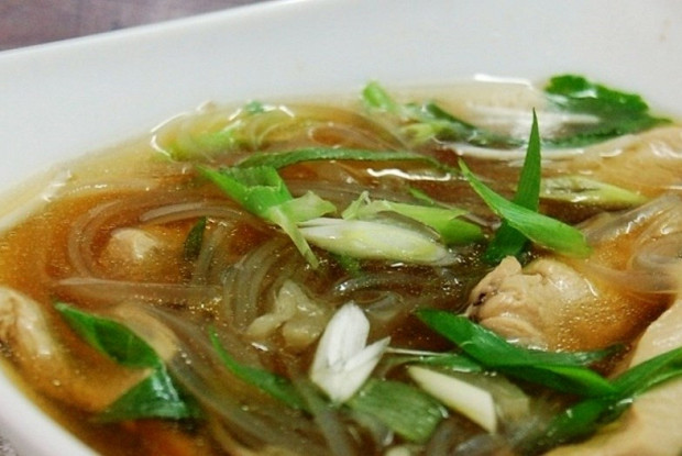 Суп с лапшой по-тайски