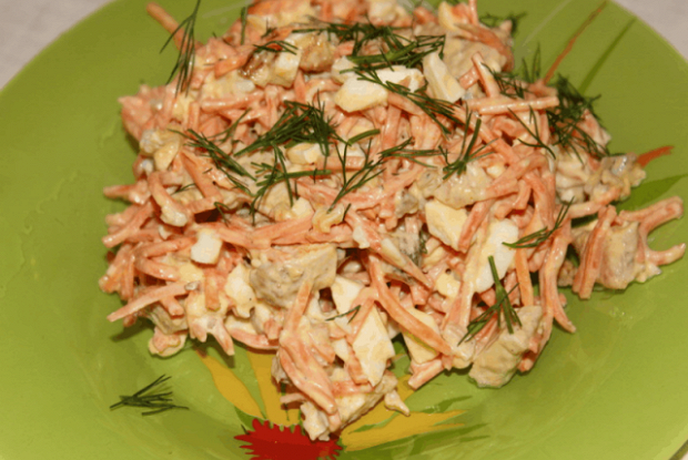Салат с копченой курицей и корейской морковью рецепт – Русская кухня .