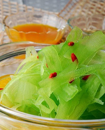 Пряная закуска из арбузных корок
