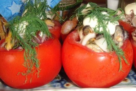 Помидоры, фаршированные грибами