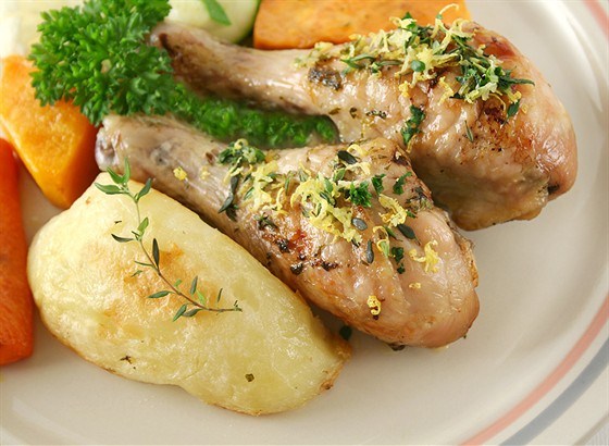 Куриная голень с картошкой