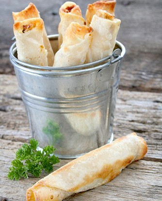 Трубочки с курицей в микроволновой печи