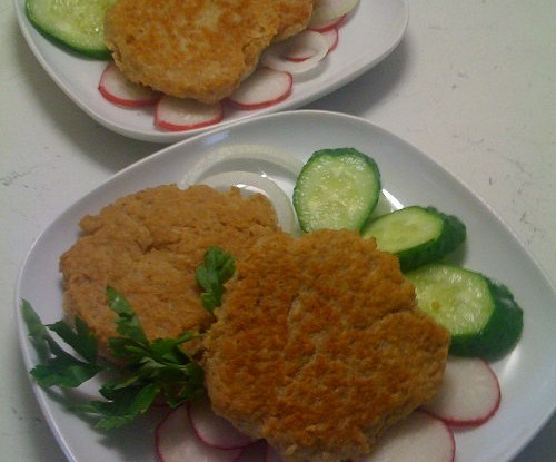 Оладьи из куриного мяса и геркулеса