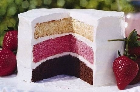 Разноцветный торт с сырным кремом