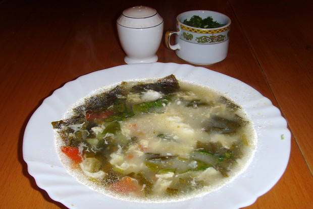 Щавелевый суп с яйцом, без мяса