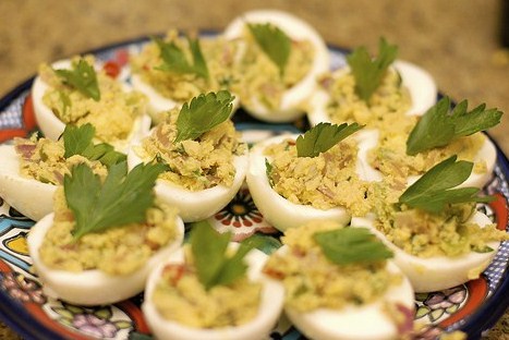 Яйца, фаршированные форшмаком