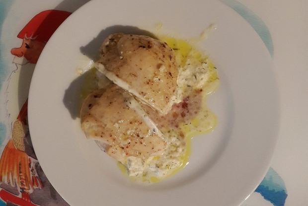 Куриное филе с творожной начинкой