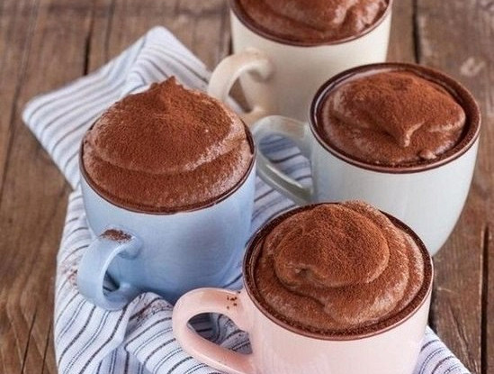 Легкий шоколадный мусс