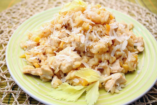 Ризотто с курицей и соевым соусом