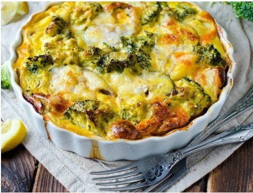 Запеканка с куриной грудкой и брокколи
