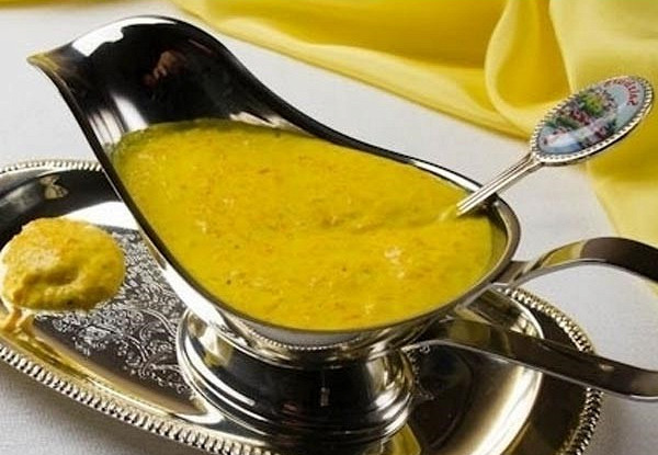 Соус велюте с шафраном и томатами к белой рыбе