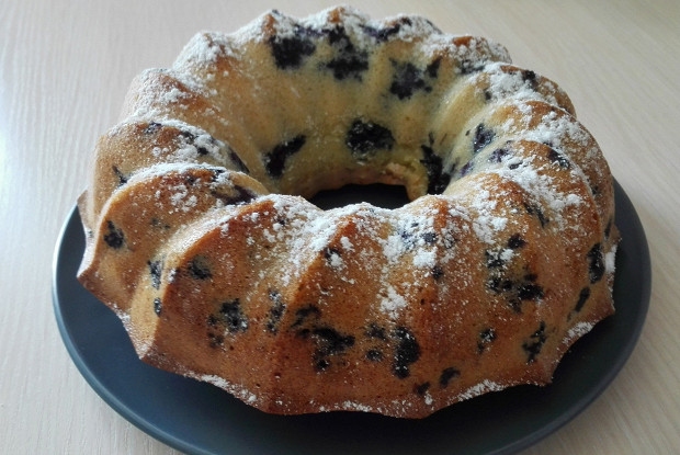 Кекс с черникой