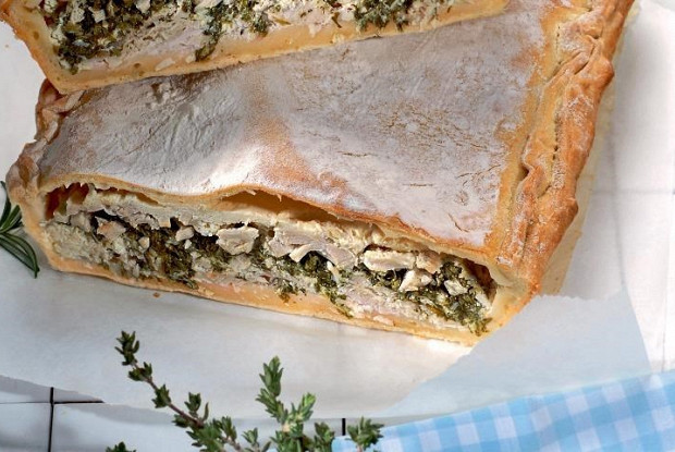 Пирог с индейкой и шпинатом
