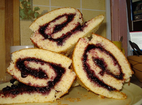 Рулет с джемом