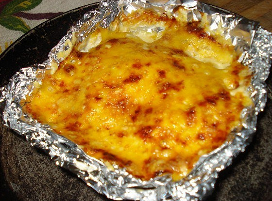 Запеченное куриное филе под сырной корочкой