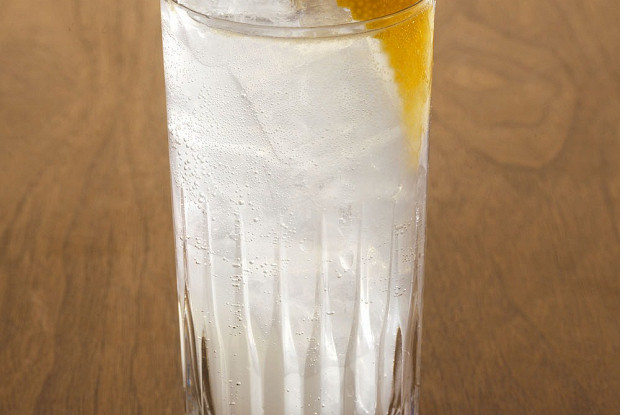Коктейль «Том Коллинз» (Tom Collins)