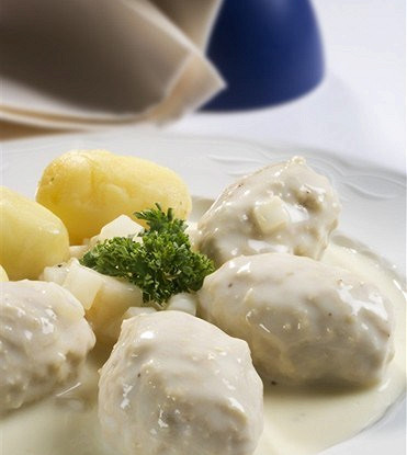 Мясные тефтели с рисом и белым соусом