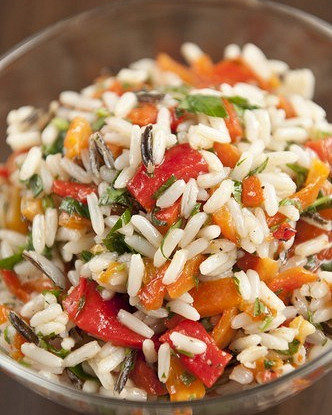 Пилаф с тыквой, красными перцами и жареными тыквенными семечками