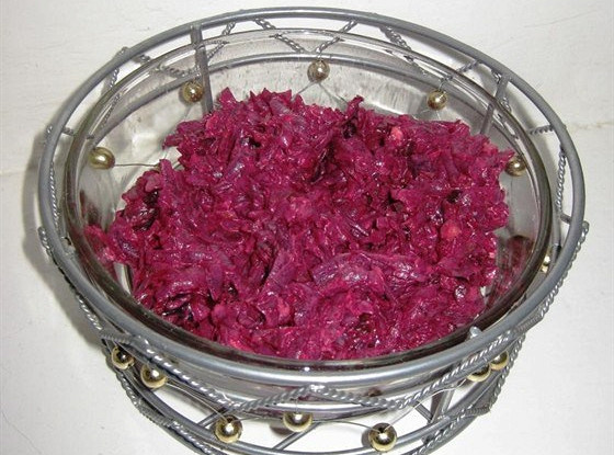 Салат из свеклы и чернослива