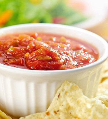 Сальса из жареной кукурузы, зеленых чили и кинзы