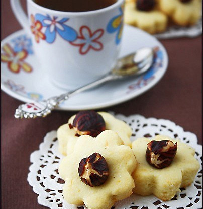 Лимонное печенье с фундуком