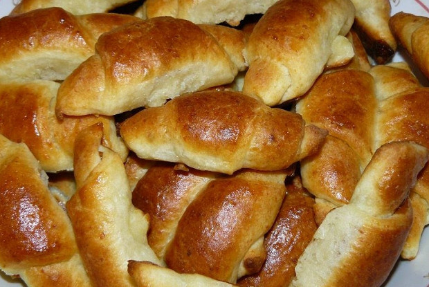 Нежные пирожки с капустой и яйцом