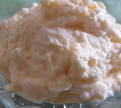 Сырный паштет с чесноком