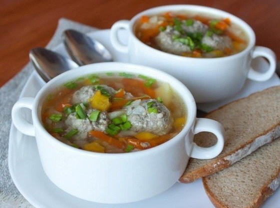 Фото рецепт Суп с фрикадельками и овощами