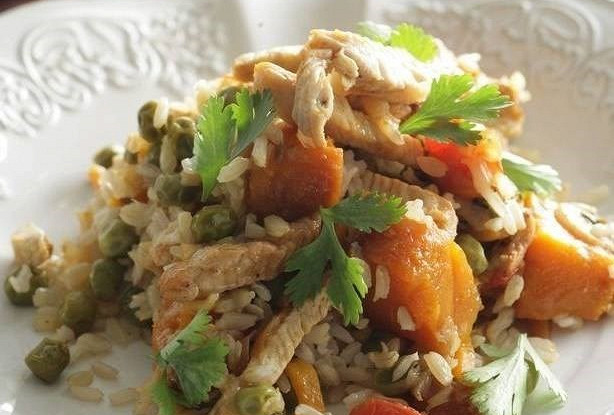 Пряный плов с овощами и индейкой