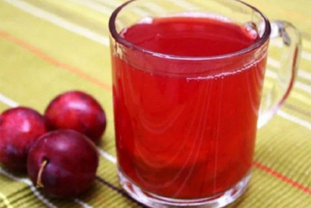 Сок из ягод и ранеток