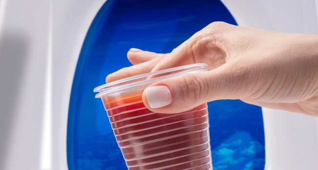 Томатный сок — почему его пьют в самолете? фото