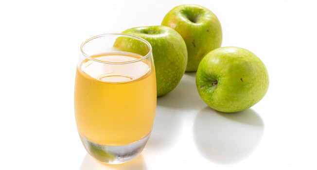 Как приготовить яблочный сок на зиму фото